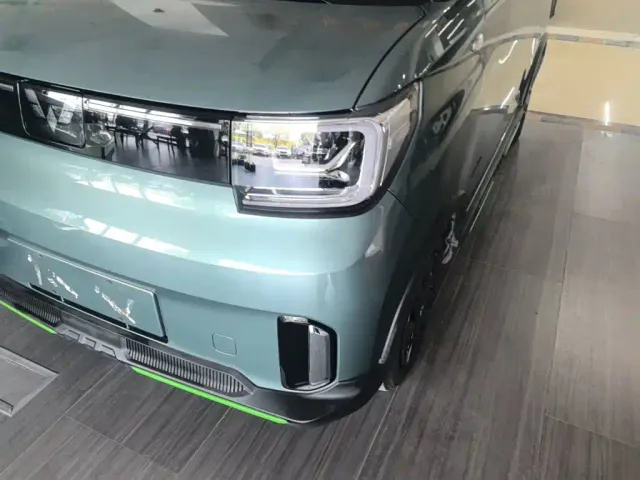 Wuling Hongguang Mini EV — Фото автомобиля 23