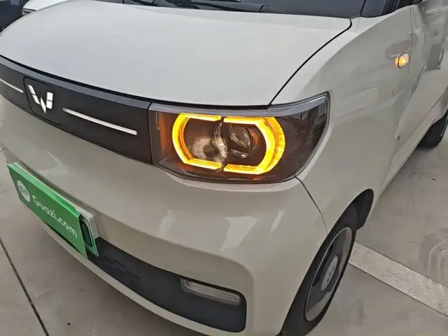 Wuling Hongguang Mini EV — Фото автомобиля 23