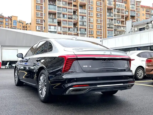 Hongqi H5 — Фото автомобиля 9