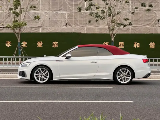 Audi Audi A5 (Import) 2023 Cabriolet 40 TFSI Fashion Dynamic Type — Фото автомобиля 4