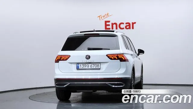 Volkswagen Tiguan Tiguan 2 поколение 2.0 TDI Prestige — Фото автомобиля 4