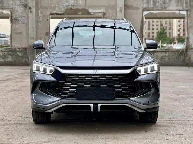 BYD Song Pro — Фото автомобиля 10