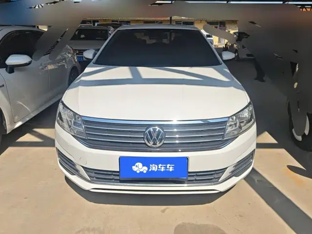 Volkswagen Lavida — Фото автомобиля 2