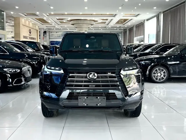 Lexus GX — Фото автомобиля 3