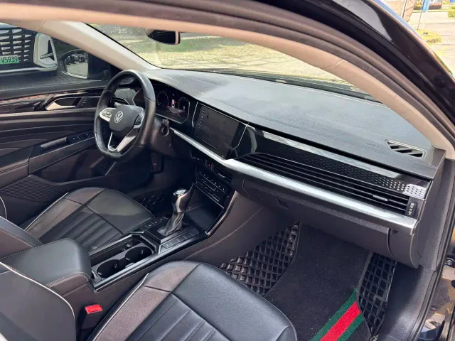 Volkswagen Passat — Фото автомобиля 20