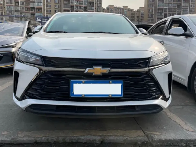 Chevrolet Monza — Фото автомобиля 3