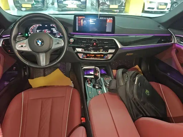 BMW 5 Series — Фото автомобиля 9