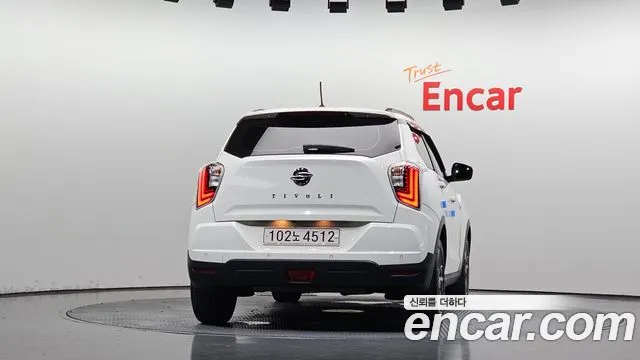 KG_Mobility_Ssangyong TIBOLI Very New Tivoli Бензин 1.5 2WD — Фото автомобиля 4