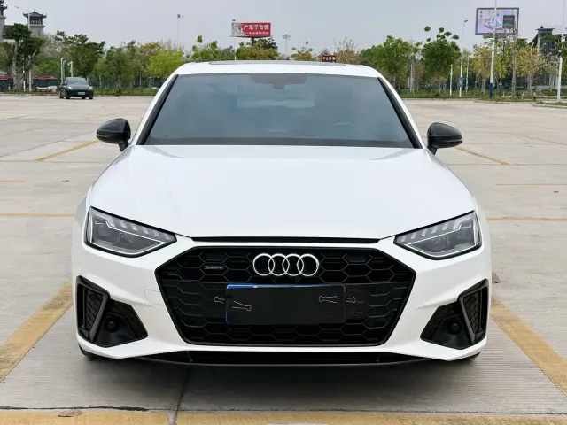 Audi A4L — Фото автомобиля 2