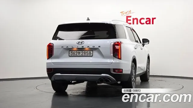 Hyundai Palisade Palisade Дизель 2.2 2WD — Фото автомобиля 4