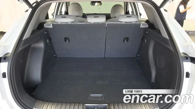 Hyundai Kona SX2 — Фото автомобиля 23