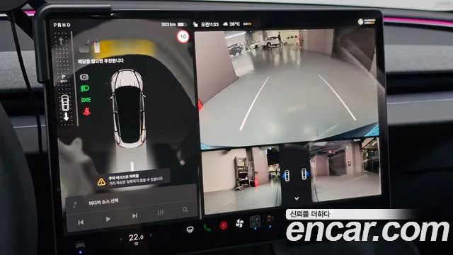 Tesla Model 3 — Фото автомобиля 15