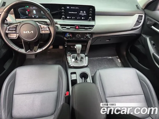 Kia Seltos New — Фото автомобиля 10