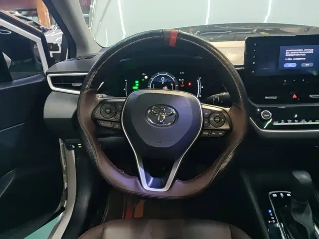 Toyota Corolla — Фото автомобиля 14