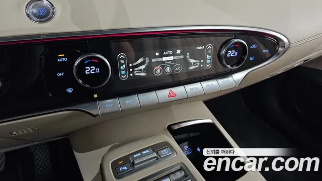 Genesis GV70 — Фото автомобиля 27