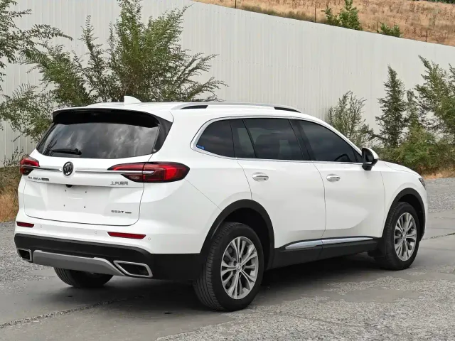 Buick Envision Plus — Фото автомобиля 5