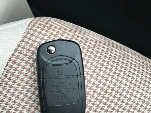 Wuling Hongguang Mini EV — Фото автомобиля 8