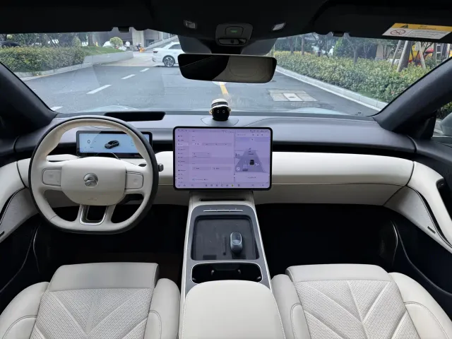 Nio ET5 Touring — Фото автомобиля 17