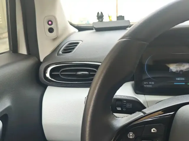 Leapmotor Leapmotor T03 2022 Star Diamond Edition — Фото автомобиля 11