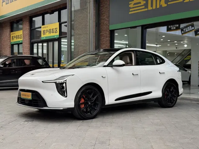 IM Motors LS6 — Фото автомобиля 4