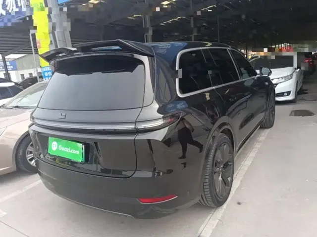 Li Auto L9 — Фото автомобиля 6