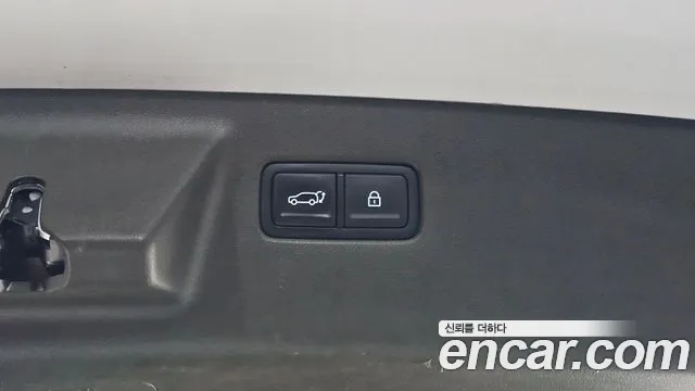 Hyundai Santafe — Фото автомобиля 20