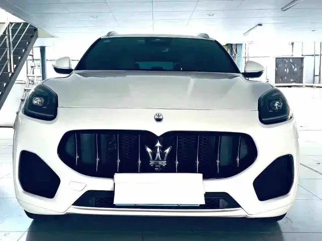 Maserati Grecale — Фото автомобиля 2