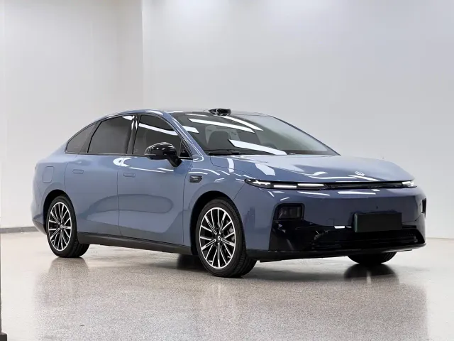 Leapmotor B01 — Фото автомобиля 3