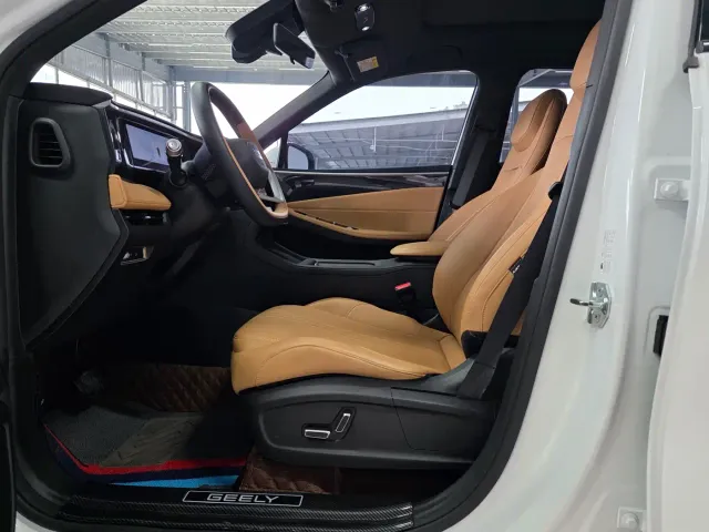 Geely Galaxy Galaxy L7 2023 1.5T 115km PLUS — Фото автомобиля 5