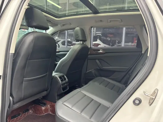 Volkswagen Tharu — Фото автомобиля 5