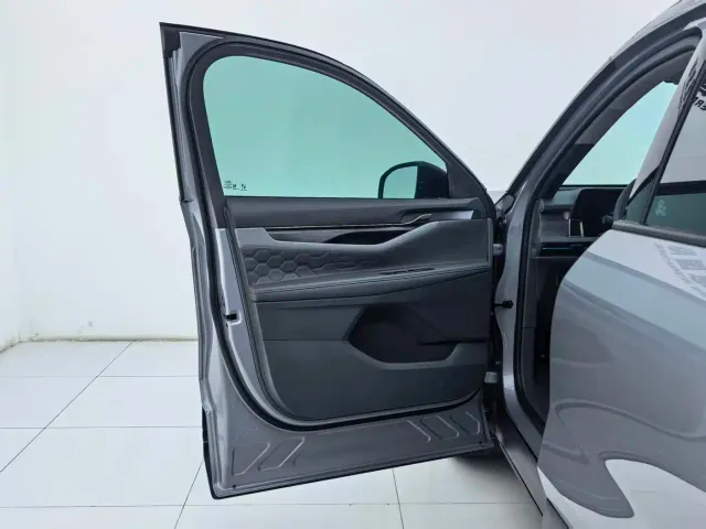 Ford Edge — Фото автомобиля 26