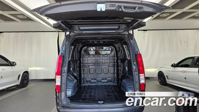 Hyundai Staria Staria Карго 5 мест — Фото автомобиля 20