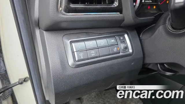 KG_Mobility_Ssangyong TIBOLI Very New Tivoli Бензин 1.5 2WD — Фото автомобиля 12
