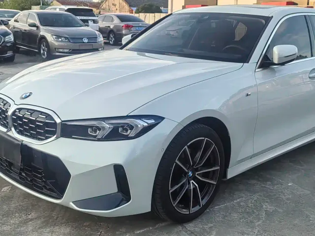 BMW 3 Series — Фото автомобиля 3