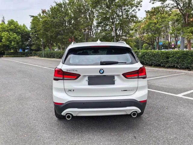 BMW X1 — Фото автомобиля 6
