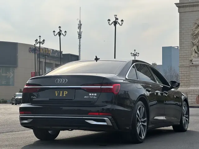 Audi A6L — Фото автомобиля 15