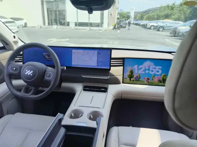 IM Motors LS6 — Фото автомобиля 12