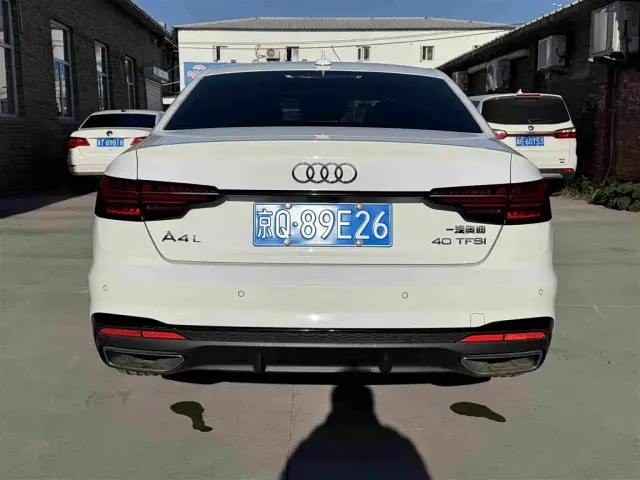 Audi A4L — Фото автомобиля 23
