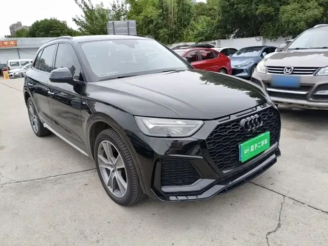 Audi Q5L — Фото автомобиля 3