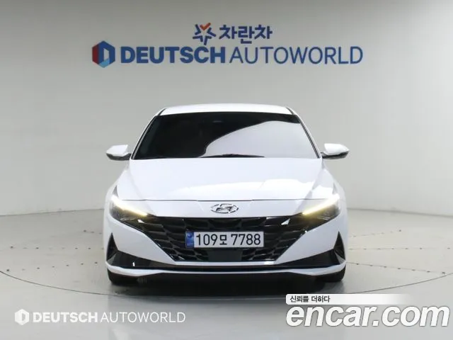 Hyundai Avante CN7 — Фото автомобиля 3