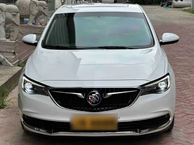 Buick Excelle — Фото автомобиля 9