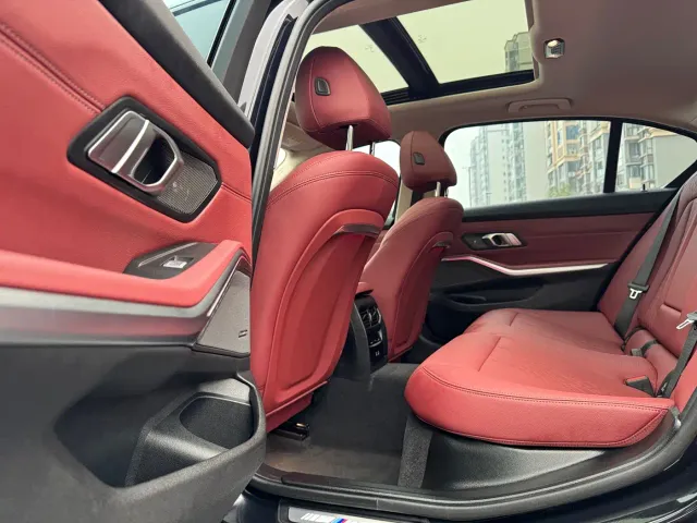 BMW 3 Series — Фото автомобиля 13