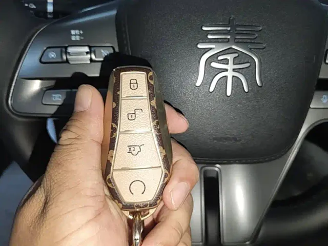 BYD Qin PLUS — Фото автомобиля 8