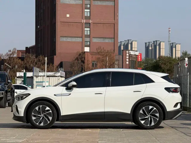 Volkswagen ID.4 Crozz — Фото автомобиля 4