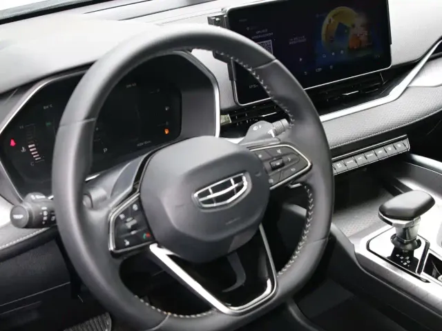 Geely Xingrui — Фото автомобиля 5