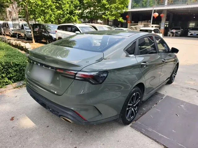 Geely Binrui — Фото автомобиля 6