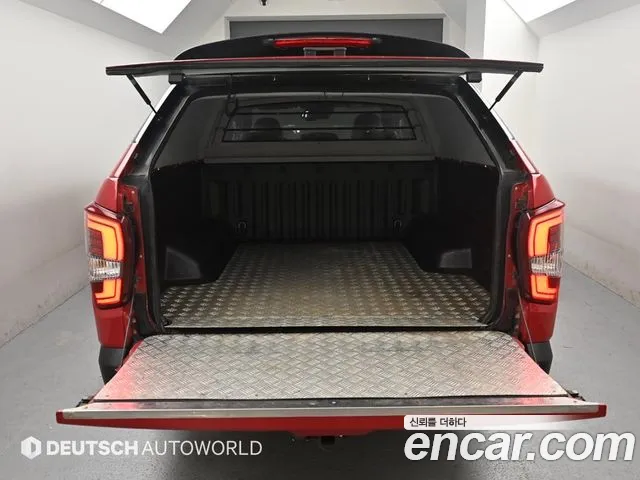 KG_Mobility_Ssangyong Rexton Новый Rexton Sport Khan Дизель 2.2 4WD — Фото автомобиля 19