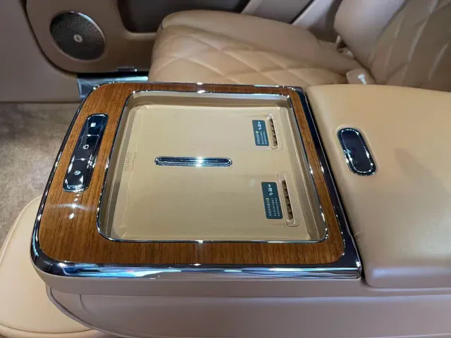 Maextro S800 — Фото автомобиля 16