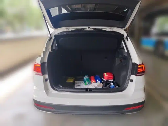 Volkswagen Tharu — Фото автомобиля 9