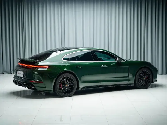Porsche Panamera — Фото автомобиля 7
